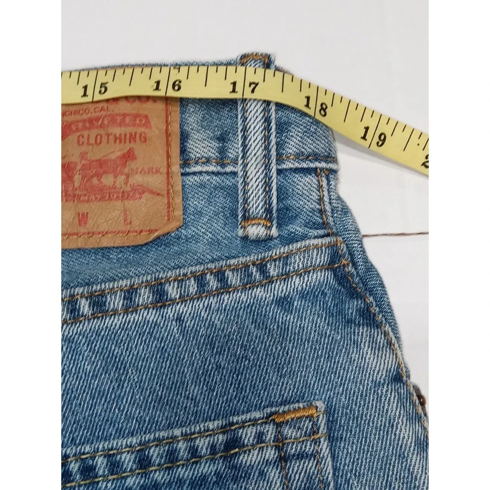 Levi's 550 Jeans 38x36 Blue Relaxed Fit Straight Leg Made in Nicaragua
